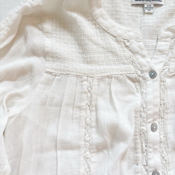 Women’s American Eagle Oversized White Embroidered Cotton Blouse - Picture 3 of 6